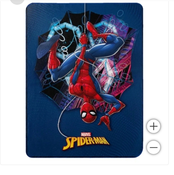 Disney Other - Spiderman reversible cloud Character Youth Throw, new